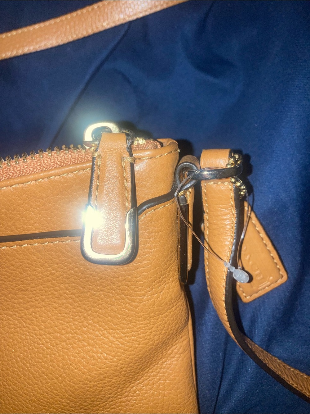 Coach Madison Leather East West Swingpack in Camel - Picture 7 of 12